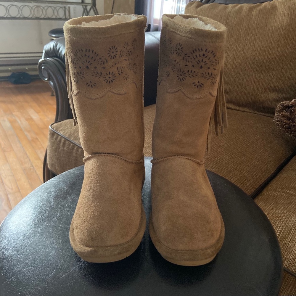 Girl BearPaw Boots